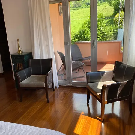 Villa El Porche Villaviciosa (Asturias)